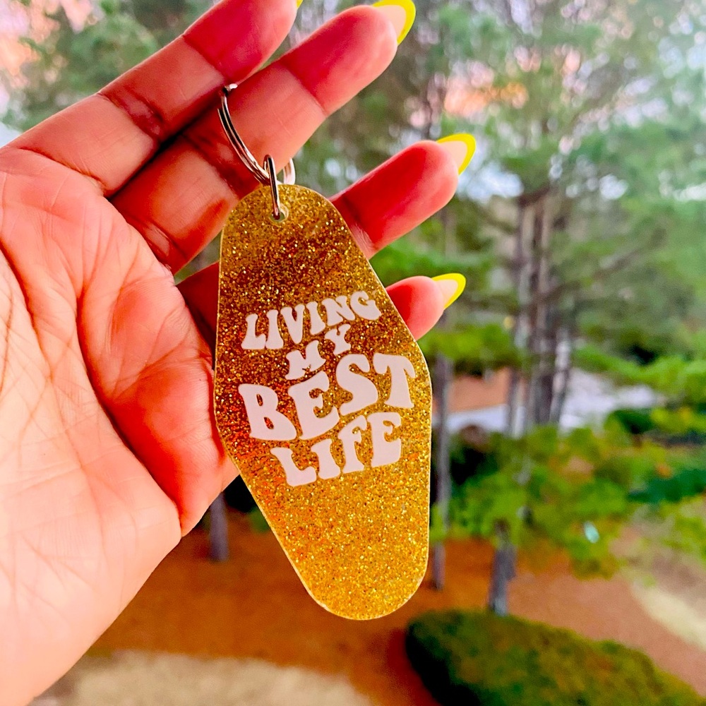 🌸 Handmade Gold Glitter Keychain “Living My Best Life”🌸